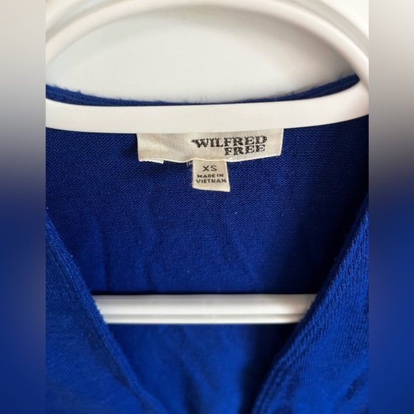 Wilfred Free | XS Valeria Plunge Crop Top - Picture 3 of 6